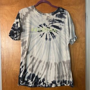 NWOT Peloton tie—dye top size XL